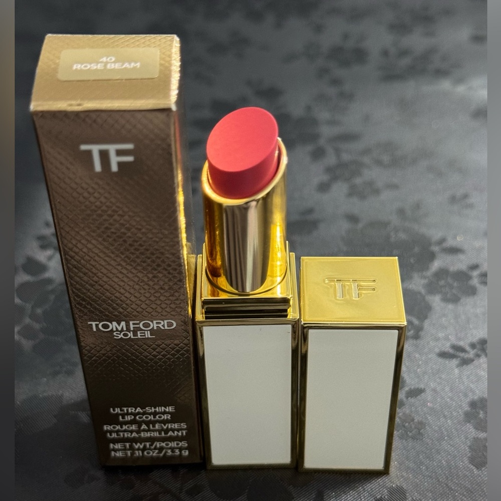 Tom Ford Soleil Ultra-Shine Lipstick in Shade 40 Rose Beam
